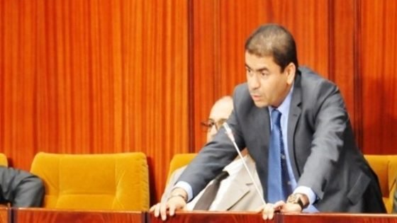 حسب موقع “كود”:فالدول المتقدمة الى كان عندهم شي برلماني معندوش الباك فراه كيسميوه عصامي وكياخدوه كمثال للنجاح