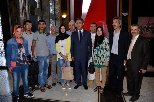 التلاميذ المتفوقين مع الوزير إدريس مرون بمقر وزارته سنة2015