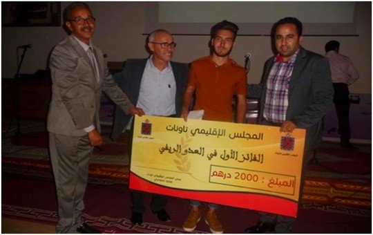 التلميذ محمد عوادي، الحاصل على الميدالية الذهبية في البطولة الوطنية المدرسية للعدو الريفي بمراكش