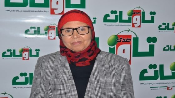 تكريم الصحافية زهور حارش بمناسبة الذكرى 23 لميلاد جريدة “صدى تاونات”