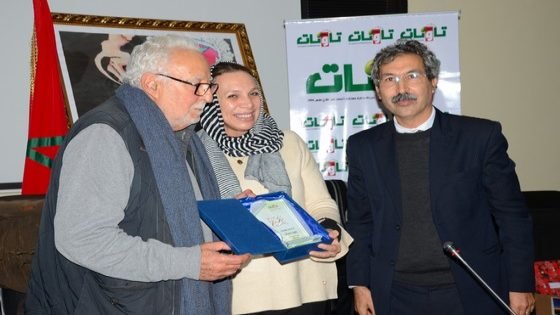 “صدى تاونات”تكرم الصحافية زهور حميش المكلفة بمهمة الوسيط بالشركة الوطنية للإذاعة والتلفزة بتاونات