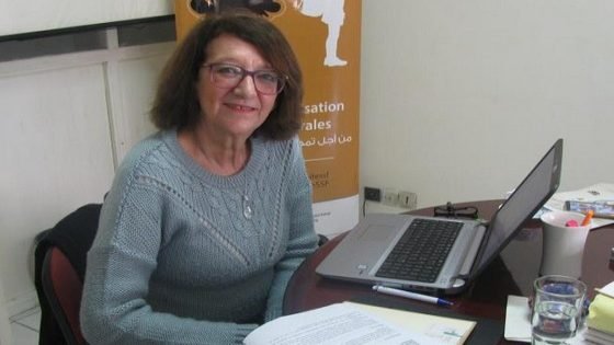 إبنة تاونات نعيمة الصنهاجي رئيسة جمعية “دعم تمدرس الفتاة القروية” تغيّر حياة آلاف الفتيات القرويات