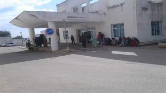 انقلاب سيارة من نوع اكسبريس كانت تقل تلاميذ اعداية ازريزر باقليم تاونات