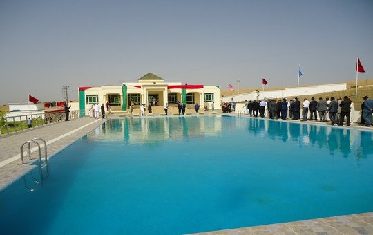 المسبح البلدي لتاونات