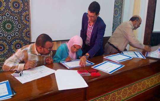 المصادقة النهائية على التصاميم المعمارية المتعلقة بمشاريع خاصة بالصناعة التقليدية بإقليم تاونات