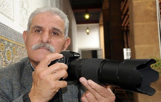 المصور الصحافي عابد الشعر مع معشوقته