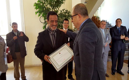 تكريم موظفين بتاونات