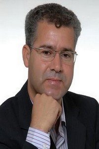 عبد العزيز بن يعيش رئيس منتدى الوحدة والدراسات في العلوم الانسانية بتاونات