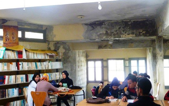 فضاء الخزانة العمومية في لقطة صدى تاونات يوم 3 ماي 2015