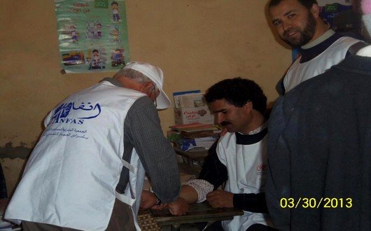 قافلة طبية بمولاي بوشتى نظمتها “جمعية الاتصال للتنمية والتعاون يوم 30مارس 2013
