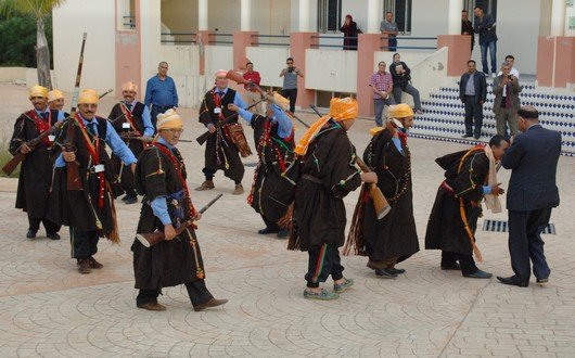 لوحات فنية لفرقة الباردية من سيدي المخفي
