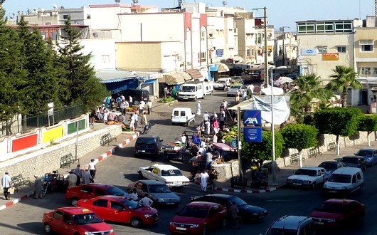 مدخل شارع الجيش الملكي وسط تاونات