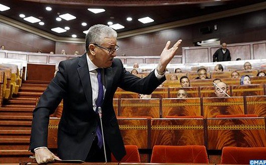 وزير الصحة في البرلمان للدفاع عن قانونه في البرلمان