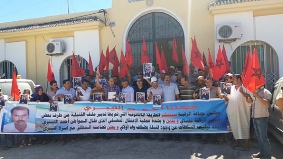 سابقة…اعتقال مواطن بلغ عن قنبلة يدفع مجلس جماعي إلى عقد دورة إستثائية والقيام بوقفة إحتجاجية بنواحي غفساي