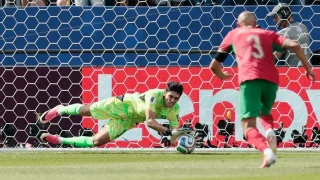 الحارس المغربي الكبير (إبن تاونات) بونو..أكثر حارس تصدى لركلات جزاء في تاريخ كأس العالم