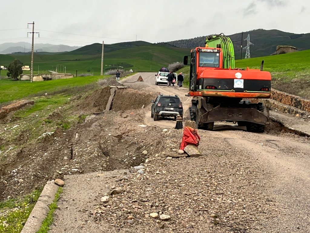 البرلماني السطي يسائل الوزير بنسعيد حول غياب الإعلام العمومي عن تغطية الفيضانات التي عرفها إقليم تاونات