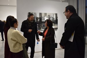 “كتابة العمران”..تجربة تشكيلية للفنان المغربي (إبن تاونات) أحمد الحياني برواق مؤسسة بالرباط