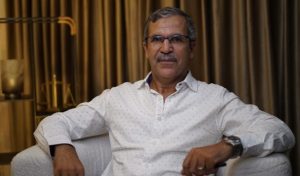 المفكر المغربي (إبن تاونات) محمد جبرون يتحدث عن العلاقة التاريخية بين المغاربة والملكية