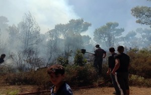 إخماد حريق مهول بجبل لقرع بجماعة عين مديونة نواحي مدينة تاونات