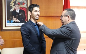 رئيس جامعة فاس يستقبل الطالب الباحث إبن تاونات محمد سعد باجو الذي حضي بشرف الاستقبال الملكي السامي