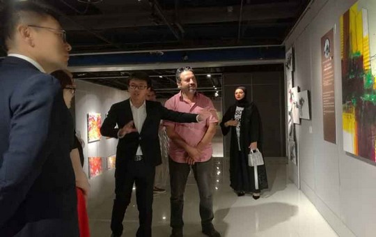 الفنان التشكيلي التاوناتي أحمد  الحياني يمثل المغرب في افتتاح معرض كبير بالصين الشعبية