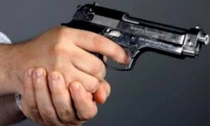 دركي ربح في القمار بتاونات وشرطي حاول انتزاع نصيبه بالسلاح والأمن يتدخل