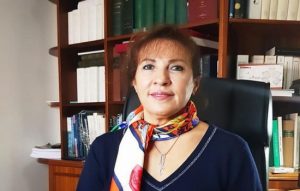 طبيبة مختصة مغربية من تاونات تنتخب على رأس الاتحاد العالمي لجمعيات جراحة المخ والأعصاب