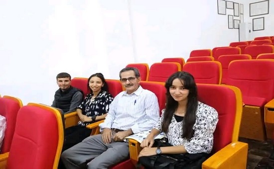 تكريم مبدعين صغار من إقليم تاونات في منتدى جواهر فاس للشعر