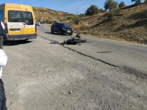 وفاة شخص في حادثة سير اصطدام دراجة نارية بسيارة النقل المدرسي بارغيوة نواحي تاونات‎