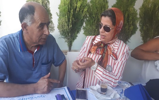 أسماء قبة رئيسة الجمعية المغربية لمناهضة العنف ضد النساء والتشرد بمعية الصحافي الشراط