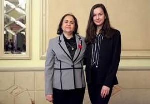 بمناسبة اليوم العالمي للمرأة إبنة تاونات زكية الميداوي،سفيرة المغرب بصوفيا تستقبل طالبة بلغارية متفوقة