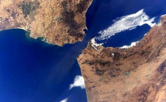 الحدود البحرية بين المغرب وإسبانيا