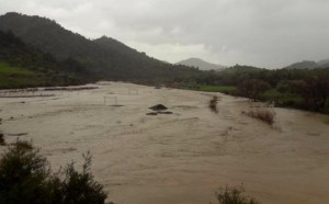 السيول تجرف ملعب “بيرنابيو” ببني وليد بنواحي مدينة تاونات