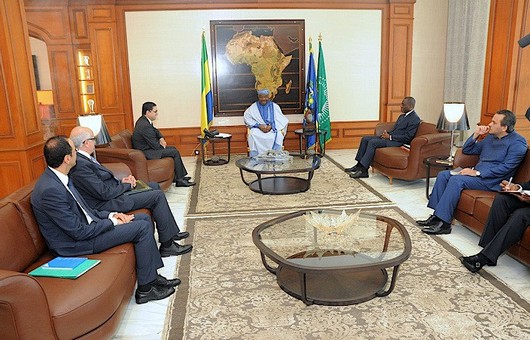 الوزير بوريطة في لقاء مع الرئيس الغابوني