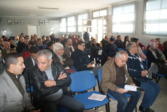 جانب من الحضور في أشغال الجمع العام التاسيسي لجمعية الباحثين في مجال ديداكتيك اللغة الفرنسية بالمغرب
