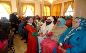 تسليم هدايا تكريما ل 14 من الفعاليات النسائية تمثلن مختلف مناطق اقليم تاونات بمناسبة الاحتفال باليوم العالمي للمرأة